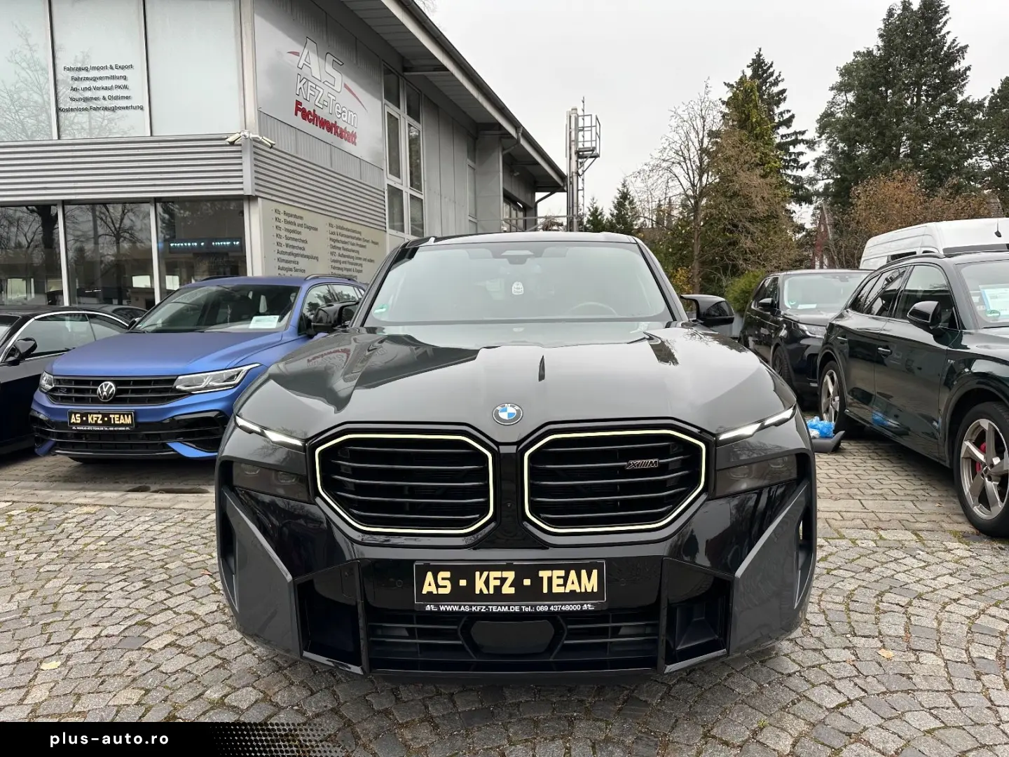 BMW XM 4.4 360  AHK MASSAGE HEAD-UP 23  B&W CARBON