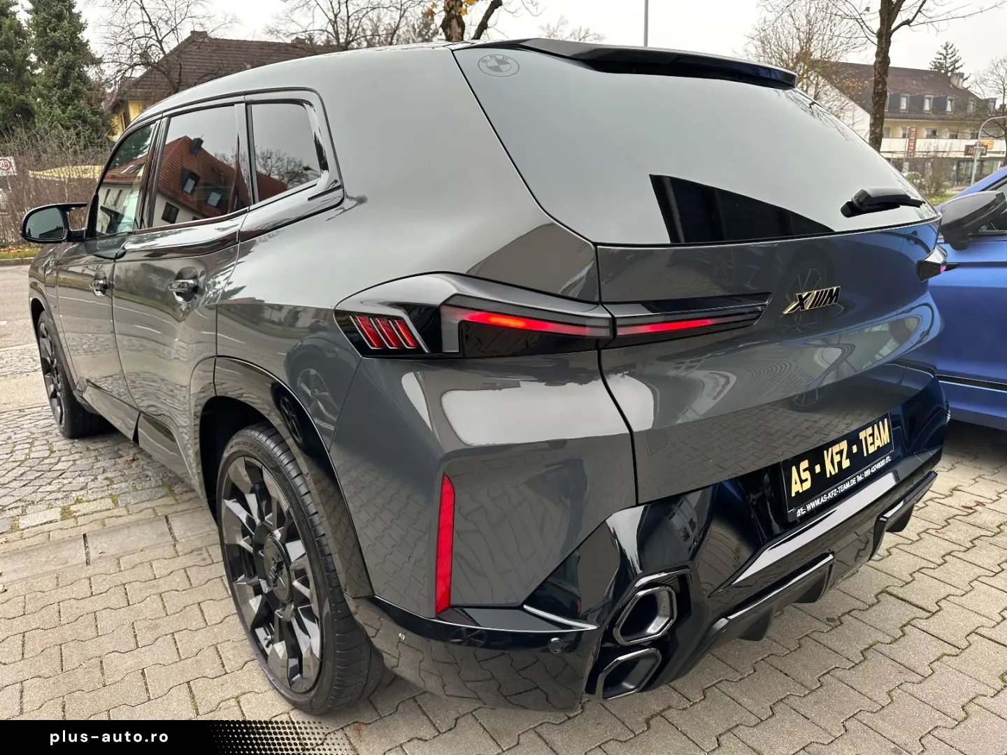 BMW XM 4.4 360  AHK MASSAGE HEAD-UP 23  B&W CARBON