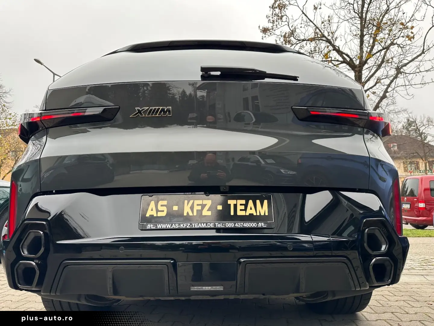 BMW XM 4.4 360  AHK MASSAGE HEAD-UP 23  B&W CARBON