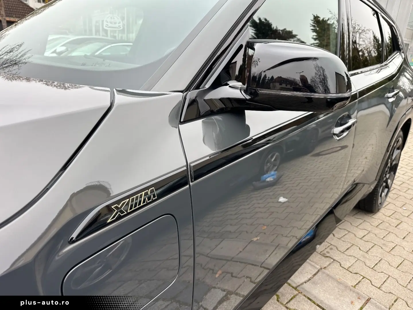 BMW XM 4.4 360  AHK MASSAGE HEAD-UP 23  B&W CARBON