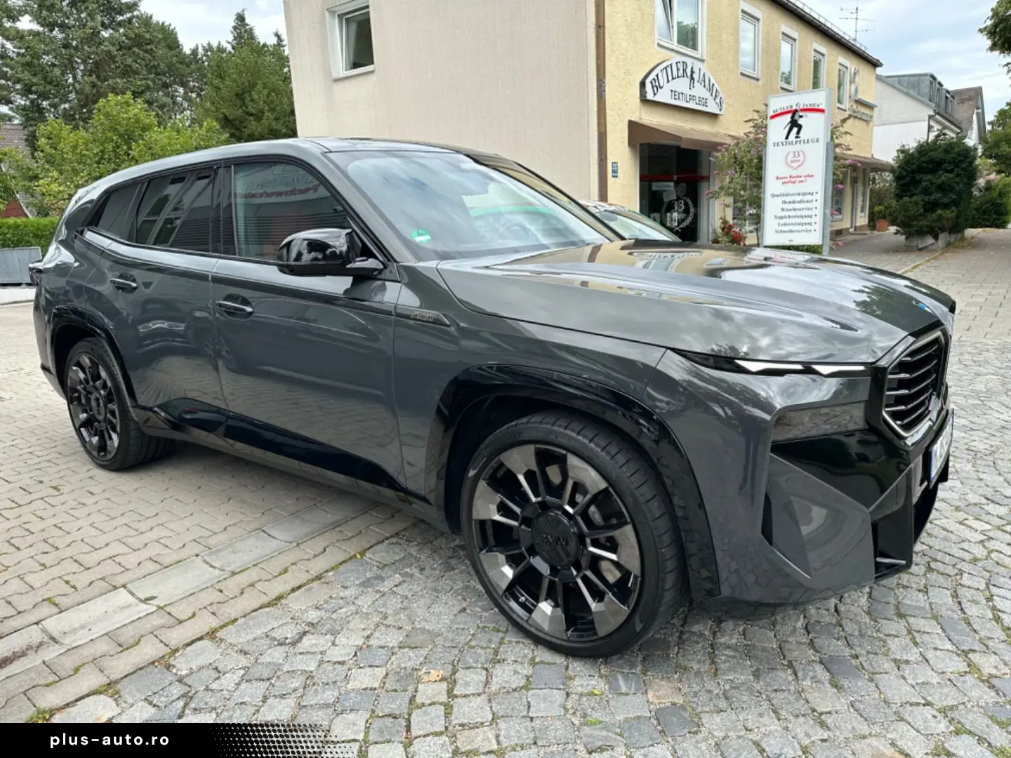 BMW XM 4.4 360  AHK MASSAGE HEAD-UP 23  B&W CARBON