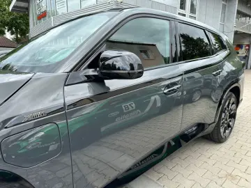 BMW XM 4.4 360  AHK MASSAGE HEAD-UP 23  B&W CARBON