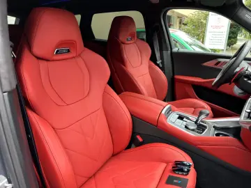 BMW XM 4.4 360  AHK MASSAGE HEAD-UP 23  B&W CARBON