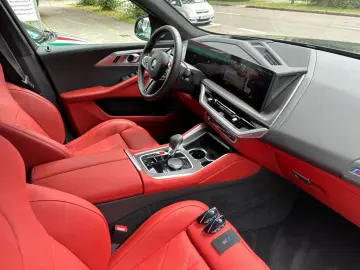 BMW XM 4.4 360  AHK MASSAGE HEAD-UP 23  B&W CARBON