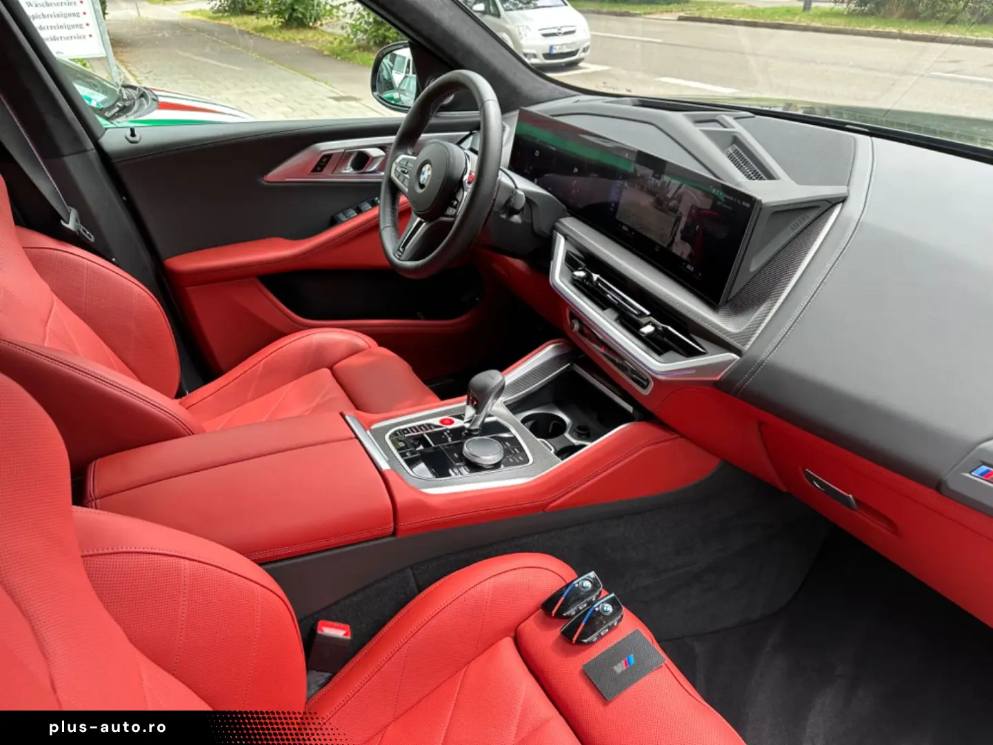 BMW XM 4.4 360  AHK MASSAGE HEAD-UP 23  B&W CARBON