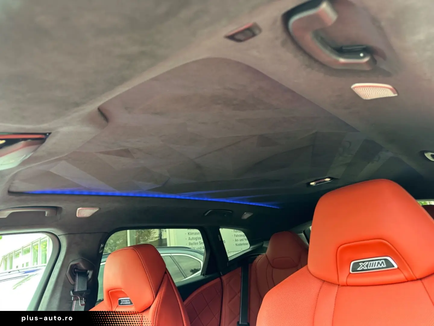 BMW XM 4.4 360  AHK MASSAGE HEAD-UP 23  B&W CARBON