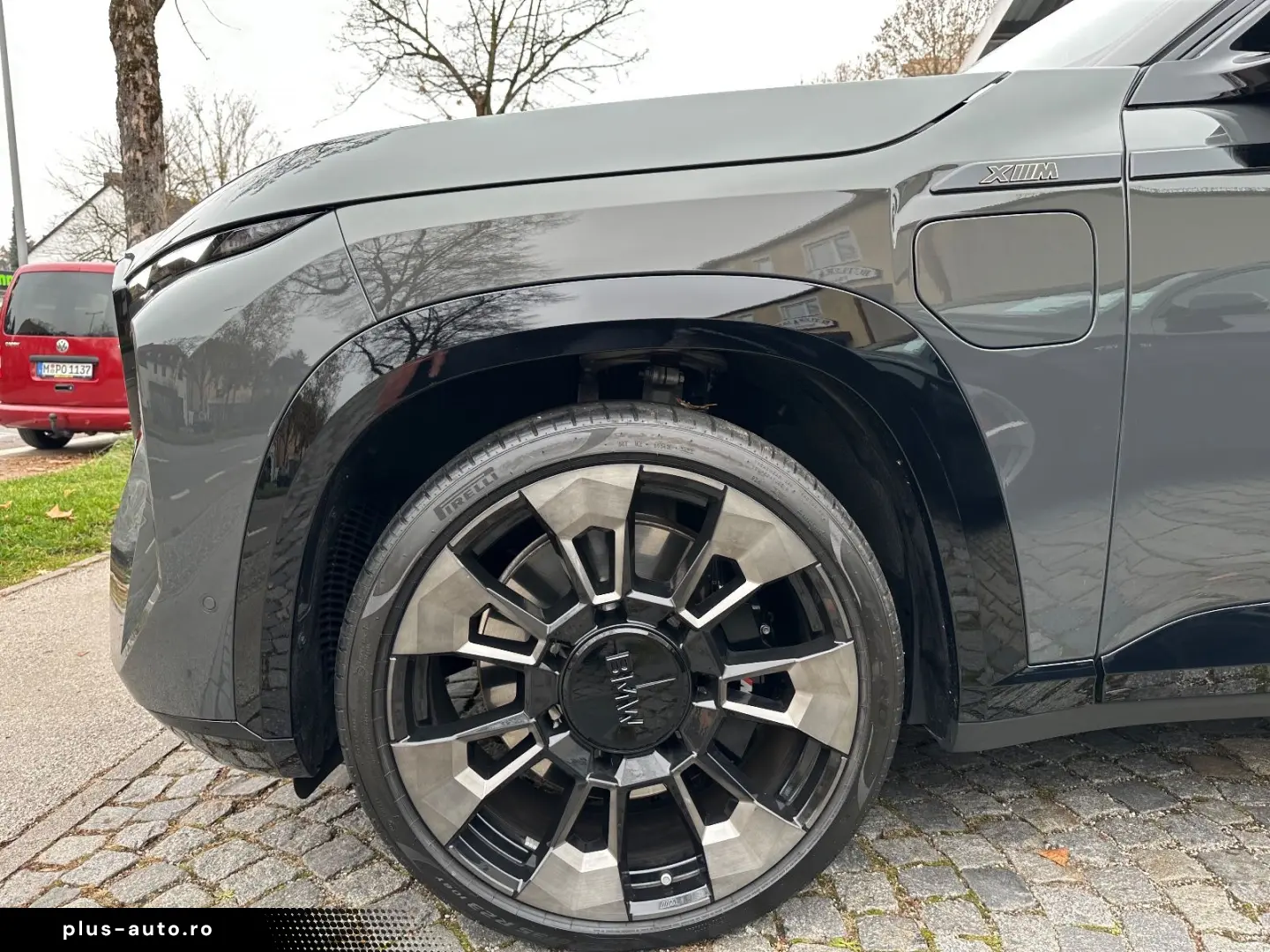 BMW XM 4.4 360  AHK MASSAGE HEAD-UP 23  B&W CARBON