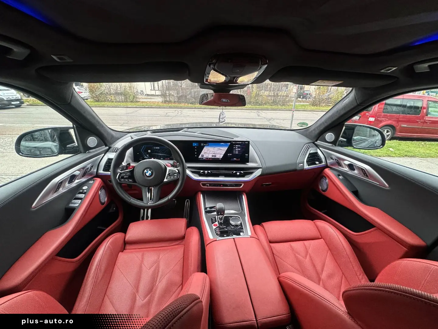 BMW XM 4.4 360  AHK MASSAGE HEAD-UP 23  B&W CARBON