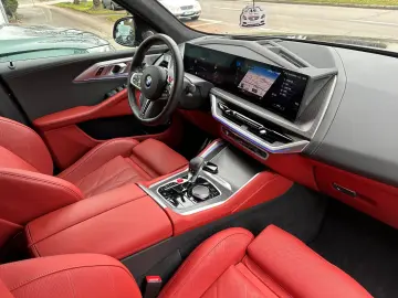 BMW XM 4.4 360  AHK MASSAGE HEAD-UP 23  B&W CARBON