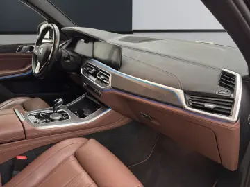 BMW X5 xDrive45e [xLine  Laser  DA Prof.  RFK  AHK]