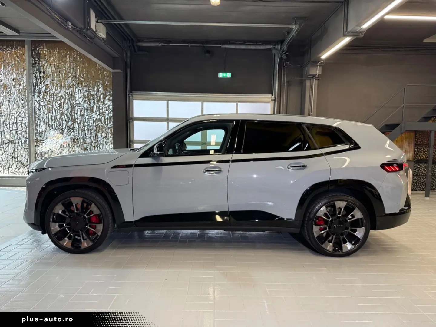 BMW XM Label~BOWERS&WILKIN~HUD~KAMERA 360 ~23