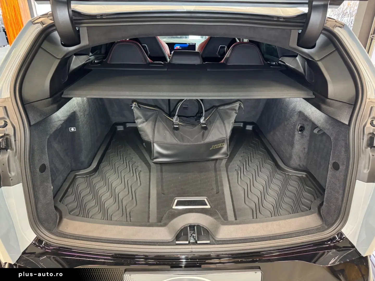 BMW XM Label~BOWERS&WILKIN~HUD~KAMERA 360 ~23