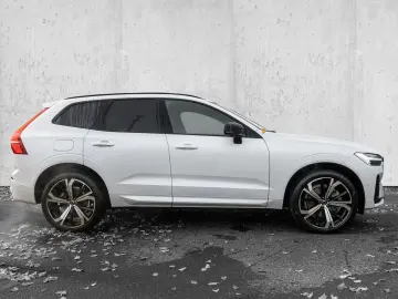 VOLVO XC60 T6 Twin Engine AWD R Design Plug-In Pano 36