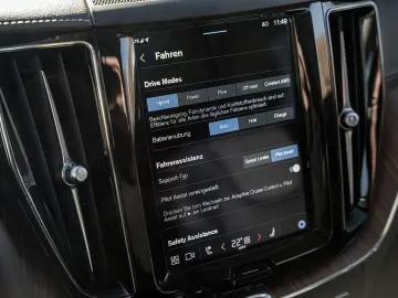 VOLVO XC60 T8 AWD Ultimate Bright