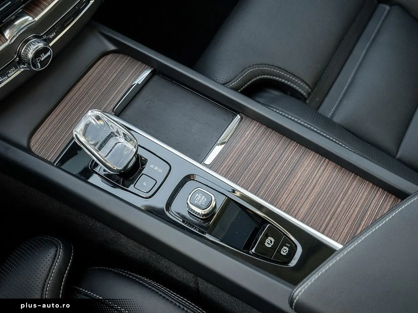 VOLVO XC60 T8 AWD Ultimate Bright