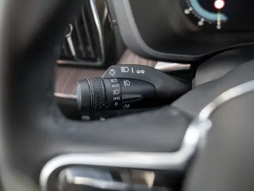 VOLVO XC60 T8 AWD Ultimate Bright