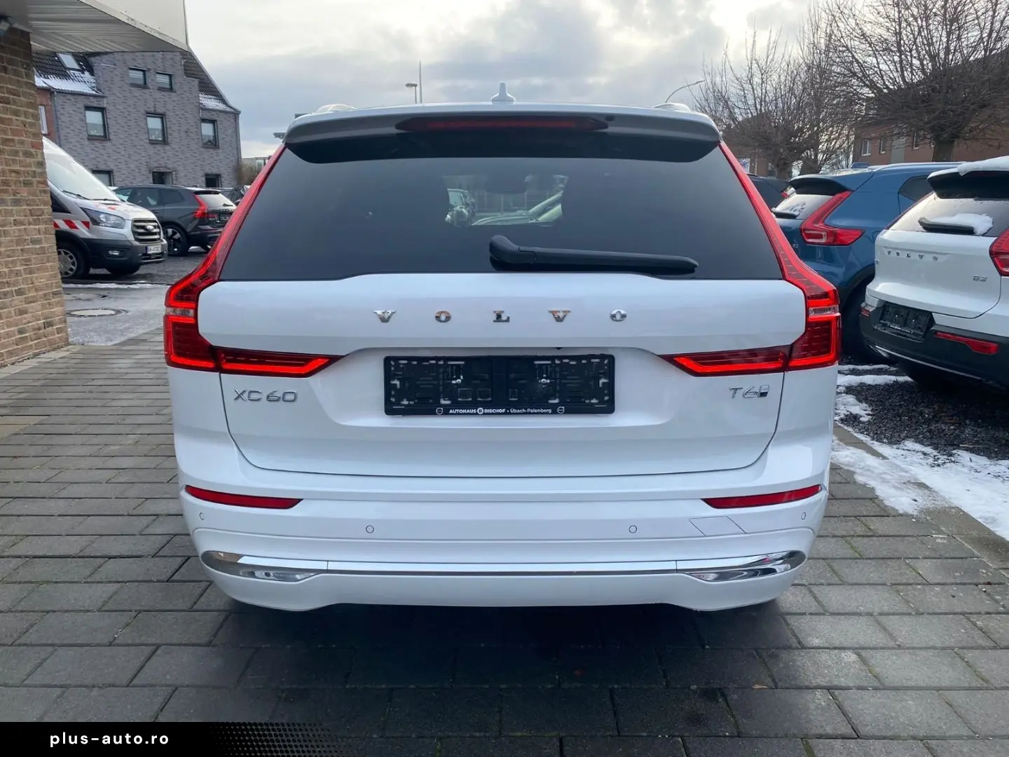 VOLVO XC60 T6 Plus Bright Plug-In Hybrid 360 Harman Ka