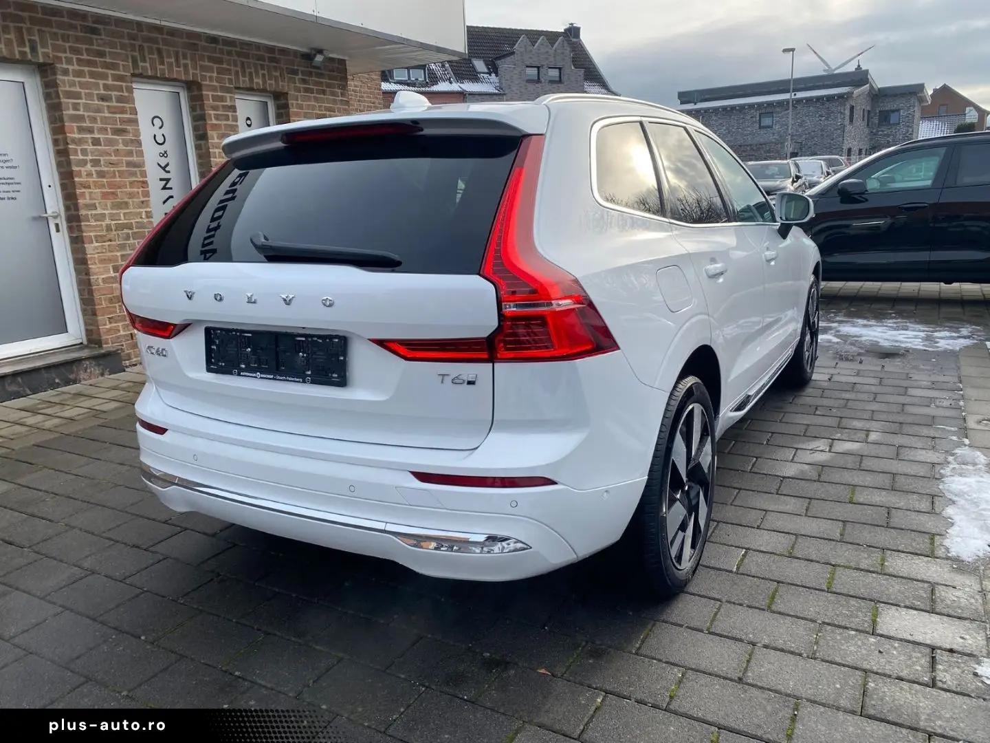 VOLVO XC60 T6 Plus Bright Plug-In Hybrid 360 Harman Ka