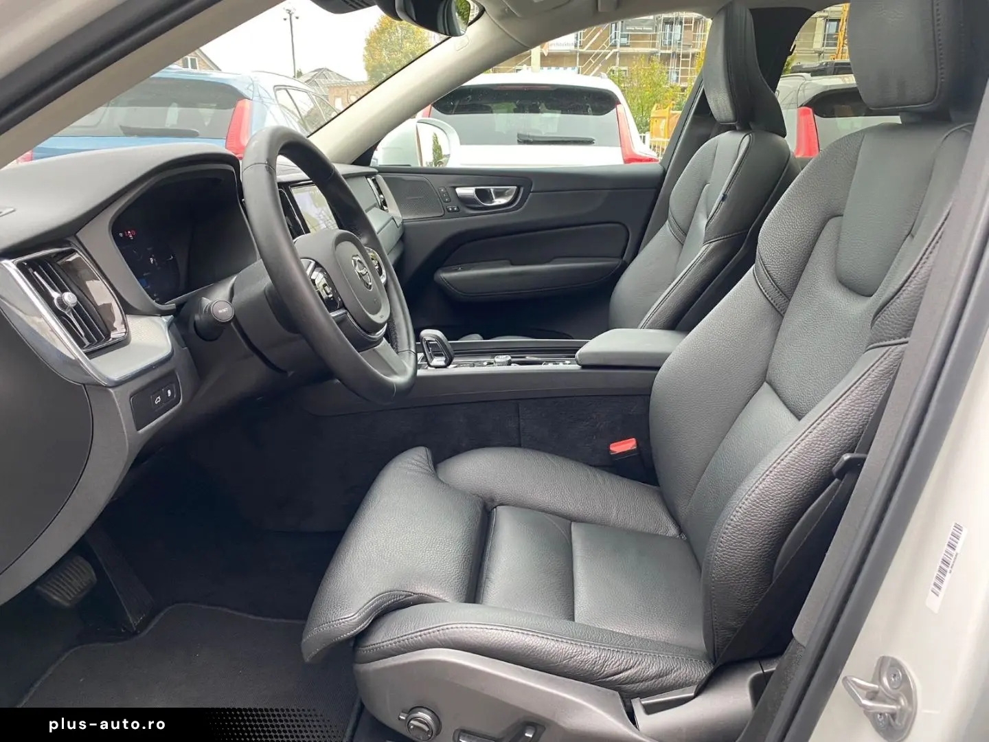 VOLVO XC60 T6 Plus Bright Plug-In Hybrid 360 Harman Ka