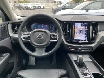 VOLVO XC60 T6 Plus Bright Plug-In Hybrid 360 Harman Ka