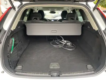 VOLVO XC60 T6 Plus Bright Plug-In Hybrid 360 Harman Ka