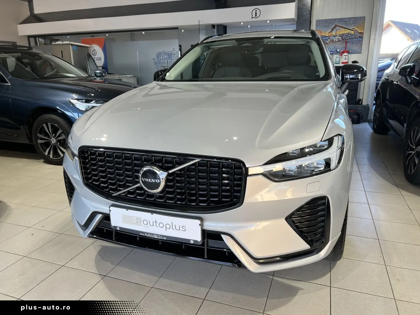 VOLVO XC60 T8 Ultimate Dark Recharge AWD ACC HeadUp