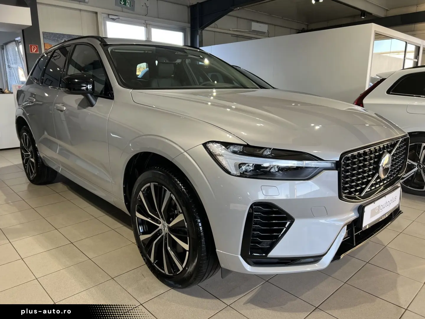 VOLVO XC60 T8 Ultimate Dark Recharge AWD ACC HeadUp