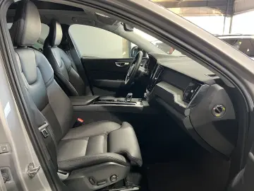 VOLVO XC60 T8 Ultimate Dark Recharge AWD ACC HeadUp