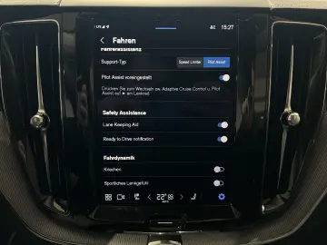 VOLVO XC60 T8 Ultimate Dark Recharge AWD ACC HeadUp