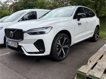 VOLVO XC60 Plus Dark Recharge Plug-In Hybrid AWD T8 Tw