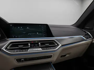 BMW X5 xD45e M Sport 360 Panorama Laser HUD DAB H K