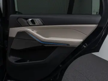 BMW X5 xD45e M Sport 360 Panorama Laser HUD DAB H K