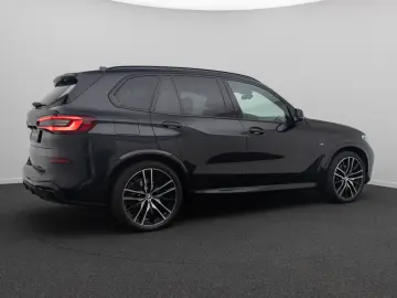 BMW X5 xD30d M Sport 360 Laser ACC SoftCl DAB 22Zoll