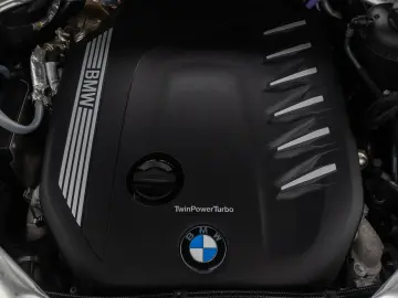 BMW X5 xD30d M Sport 360 Laser ACC SoftCl DAB 22Zoll