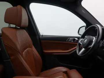 BMW X5 xD30d M Sport 360 Laser ACC SoftCl DAB 22Zoll