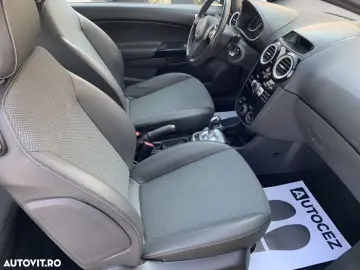 Opel Corsa 2009-AUTOMATA-Benzina 1.2