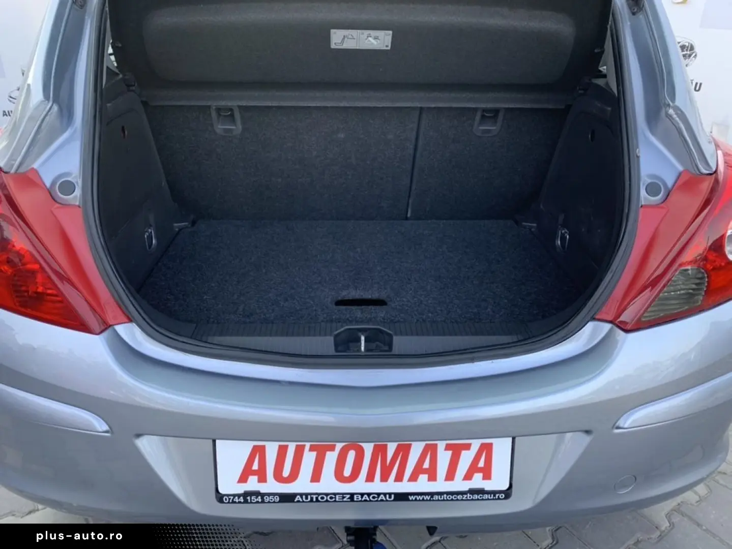 Opel Corsa 2009-AUTOMATA-Benzina 1.2