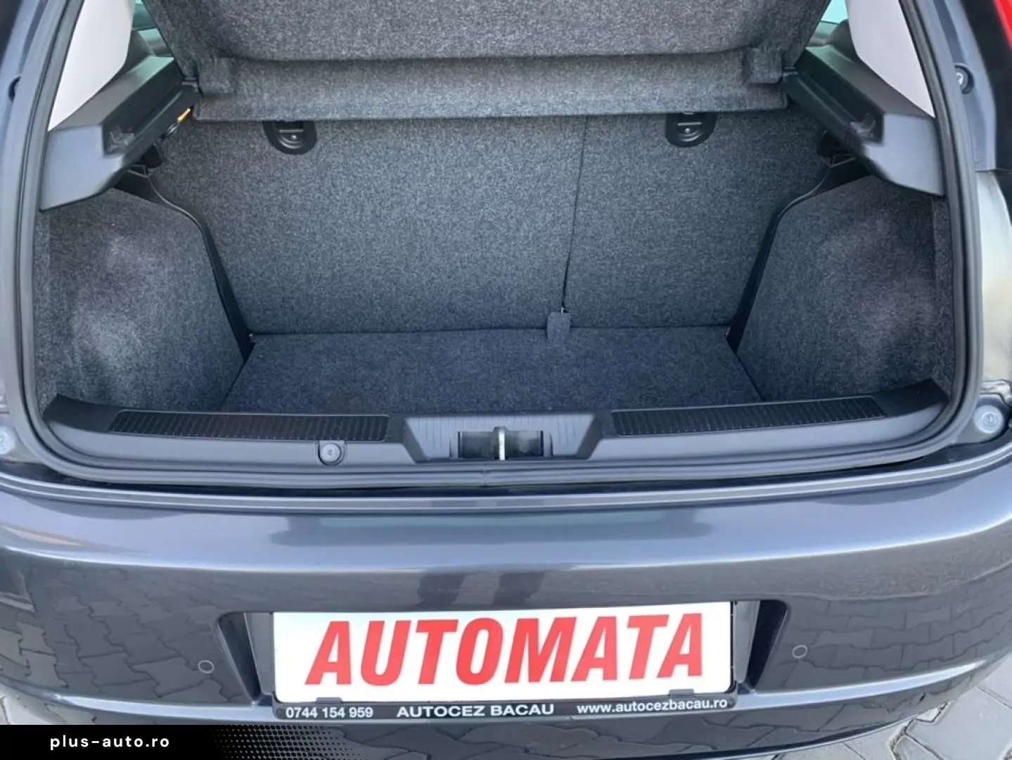 Fiat Punto 2010-AUTOMATA 1.4 Mpi 100K km