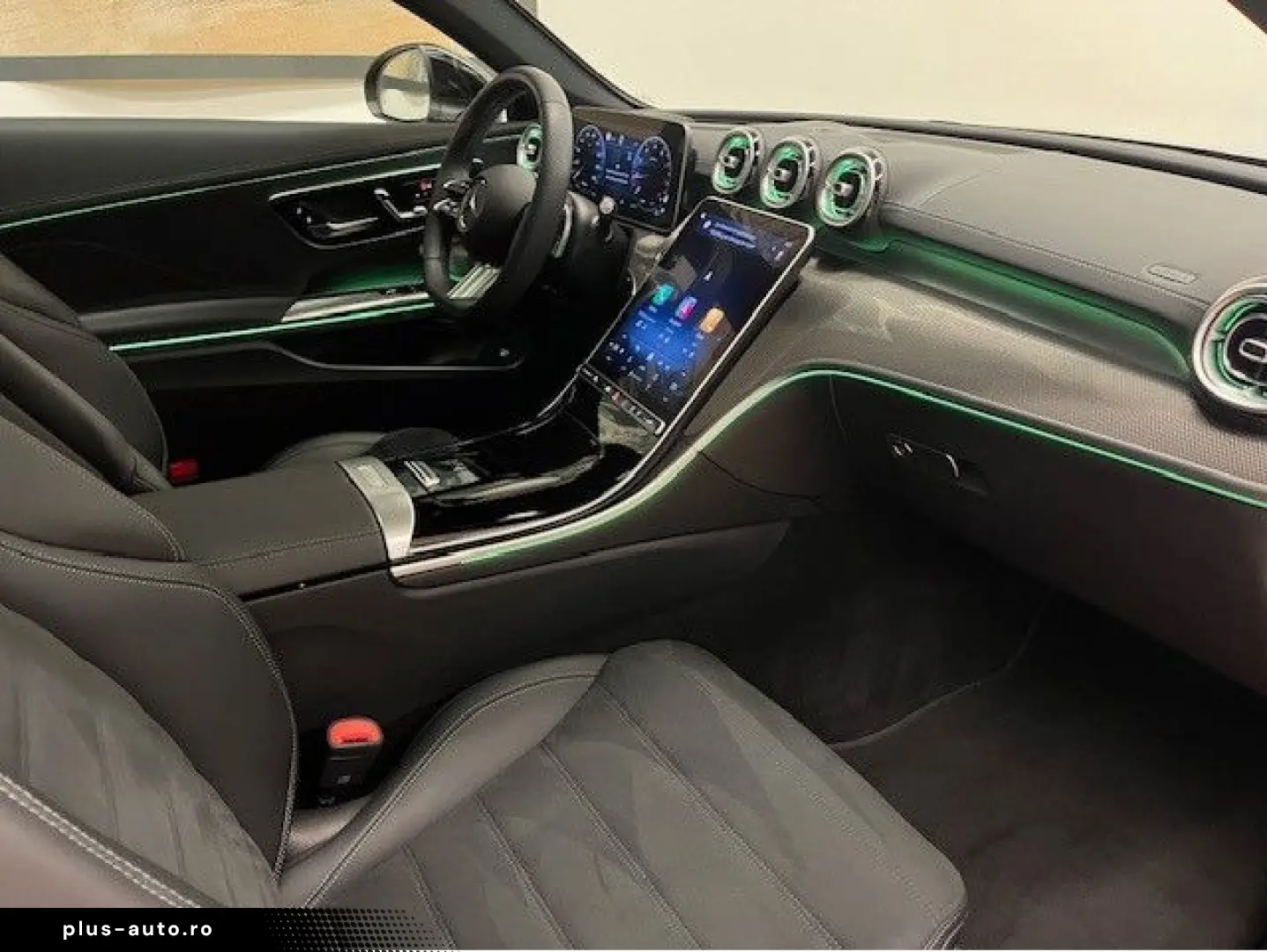 MERCEDES-BENZ CLE 300 4Matic AMG Line Premium Plus HUD Pano