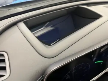 MERCEDES-BENZ CLE 300 4Matic AMG Line Premium Plus HUD Pano