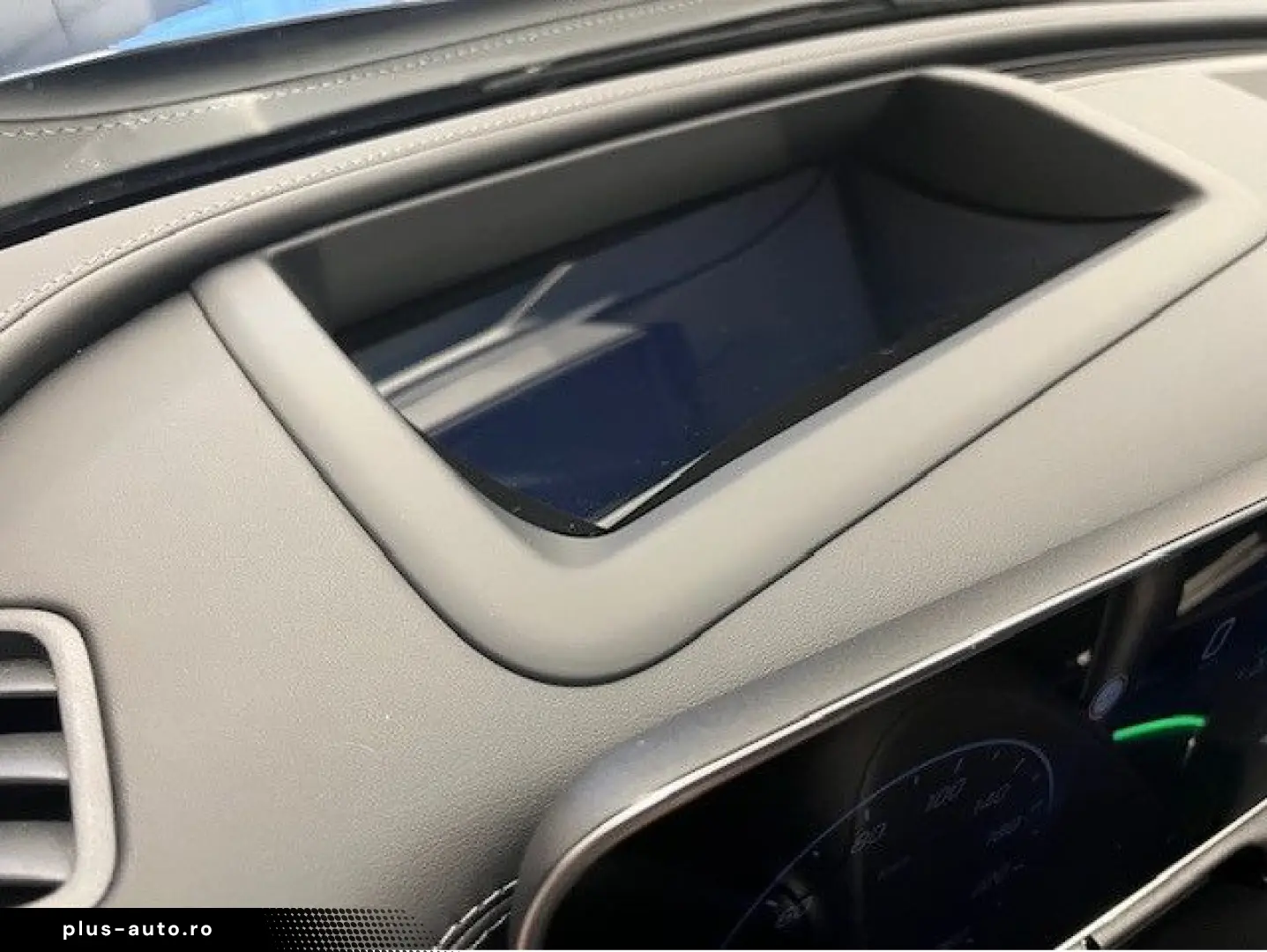 MERCEDES-BENZ CLE 300 4Matic AMG Line Premium Plus HUD Pano