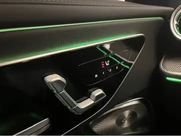 MERCEDES-BENZ CLE 300 4Matic AMG Line Premium Plus HUD Pano