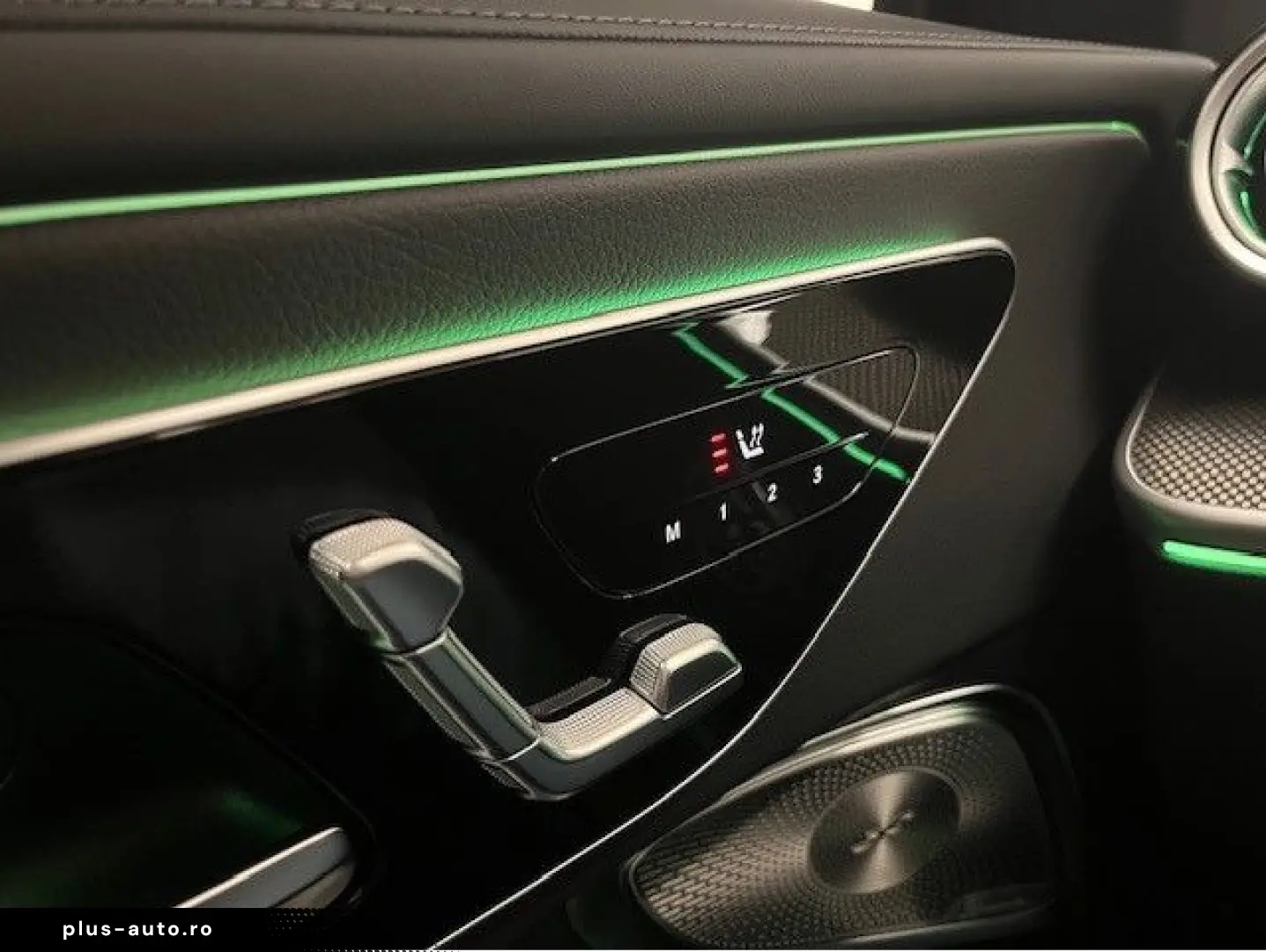 MERCEDES-BENZ CLE 300 4Matic AMG Line Premium Plus HUD Pano