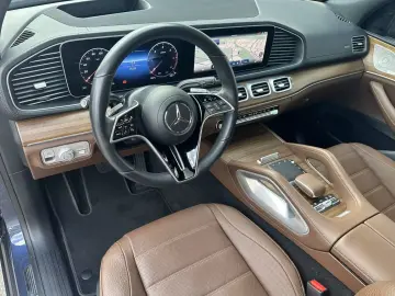 MERCEDES-BENZ GLS 350 d 4M