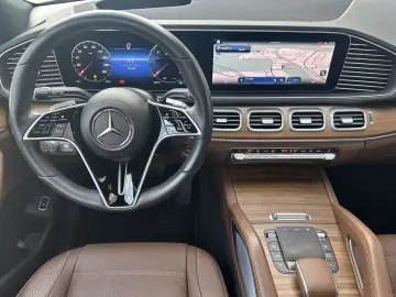 MERCEDES-BENZ GLS 350 d 4M