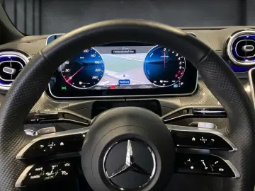 MERCEDES-BENZ CLE 300 e AMG NIGHT DiG L DISTR AMBIE MEM PANO