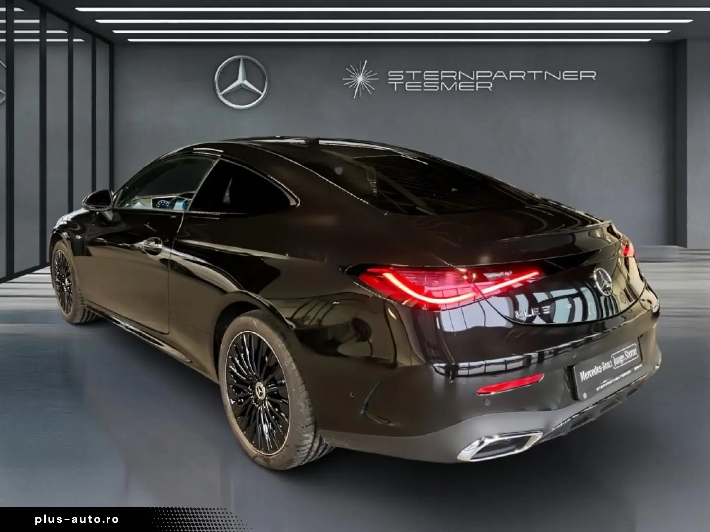 MERCEDES-BENZ CLE 300 e AMG NIGHT DiG L DISTR AMBIE MEM PANO