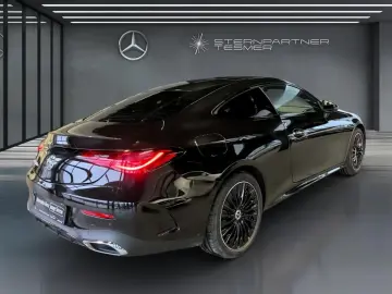 MERCEDES-BENZ CLE 300 e AMG NIGHT DiG L DISTR AMBIE MEM PANO