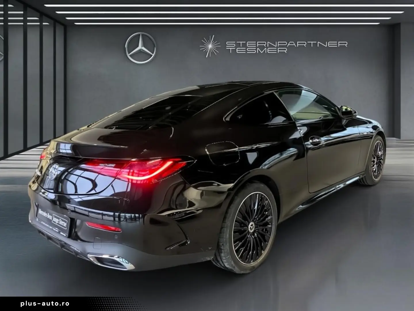 MERCEDES-BENZ CLE 300 e AMG NIGHT DiG L DISTR AMBIE MEM PANO