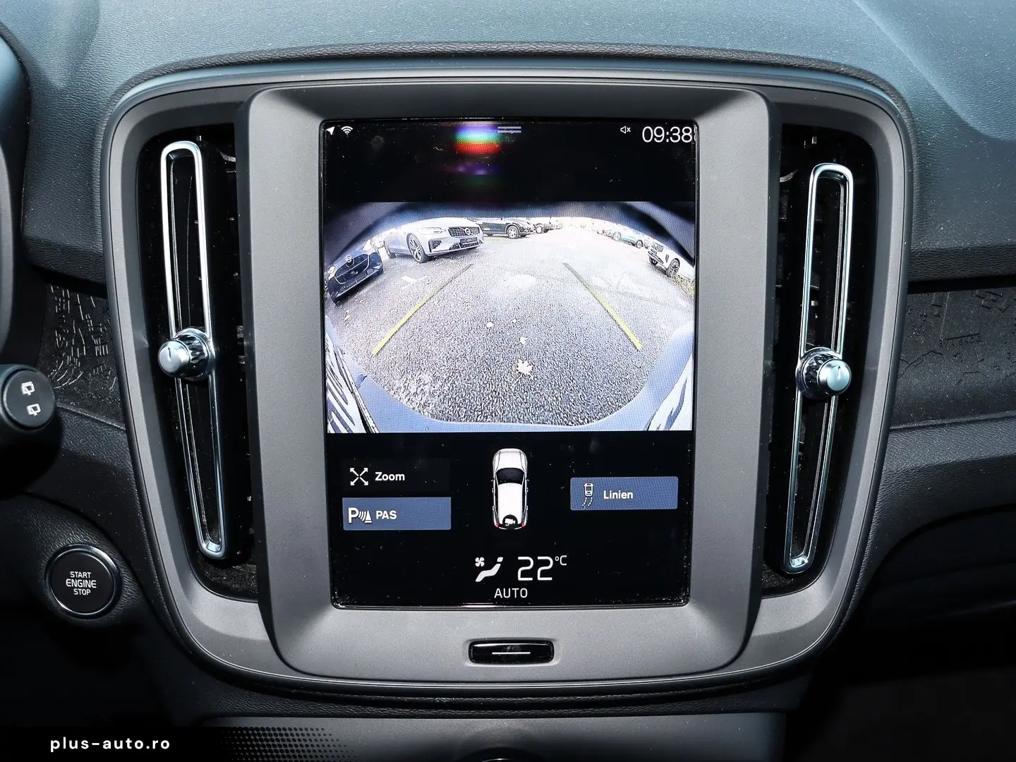 VOLVO XC40 Essential 2WD